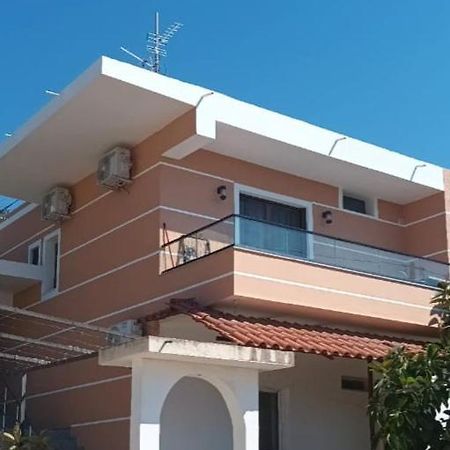 Miri'S Villa Sarande Exterior photo